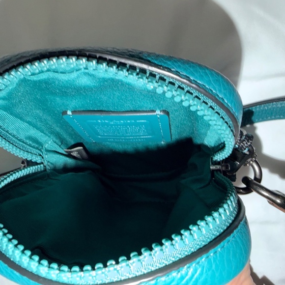 Coach Vale Phoebe Crossbody In Colorblock Green F83267 - Picture 8 of 9